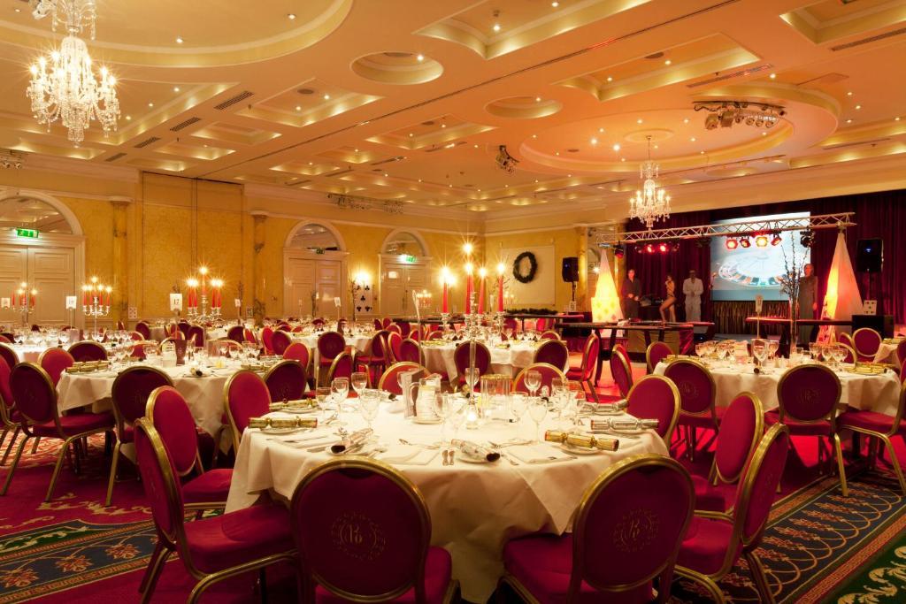 Clyde Court Hotel Dublin Buitenkant foto